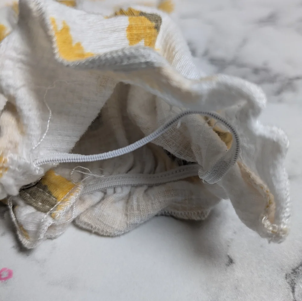 Sunflower Print‎ Baby Romper - Picture 5 of 5